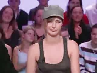 Skatīties video dzimuma louise bourgoin gudrs krūts porno fotogrāfijas, privātā vannas